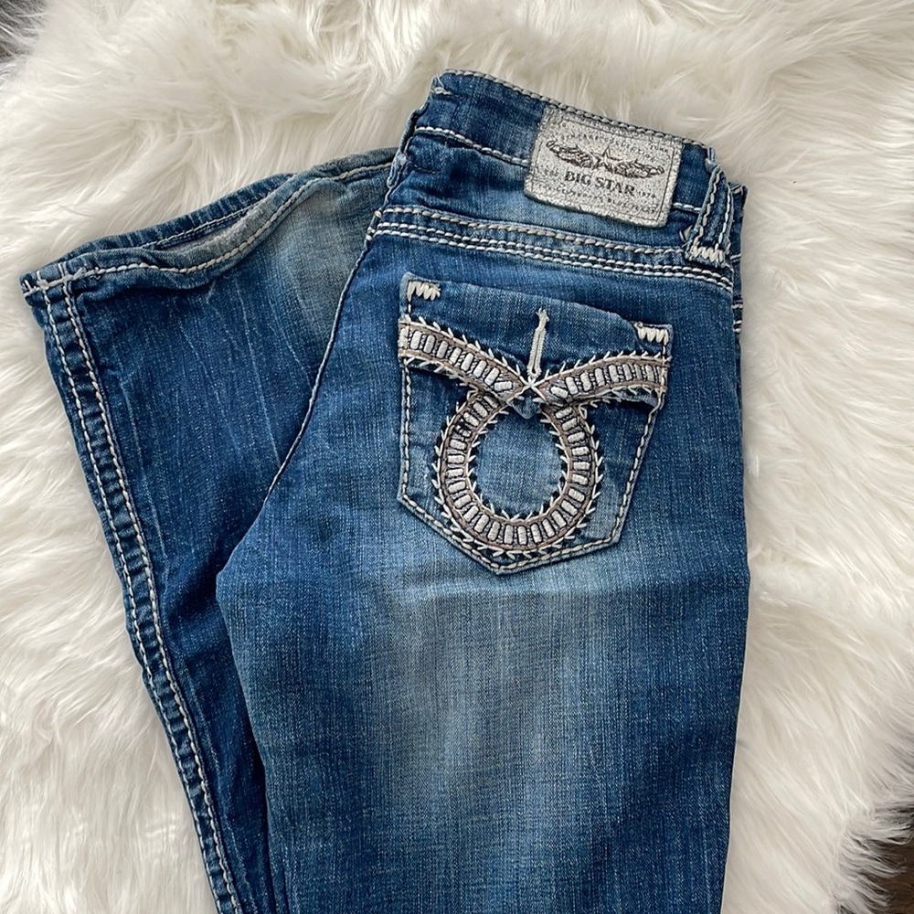 Women’s Big Star Distressed jeans - size 28L